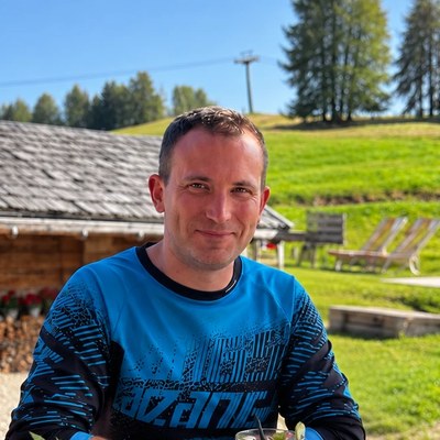 Porträt von Mike Bührer